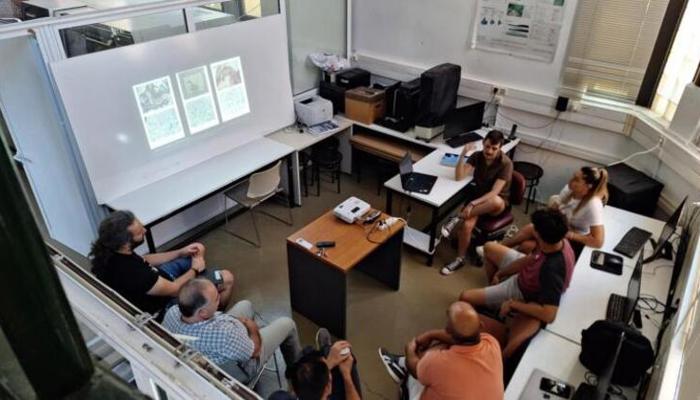 Συνάντηση στο Εργαστήριο Μικροκοπής του Πολυτεχνείου Κρήτης